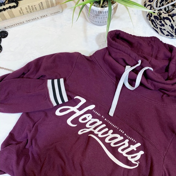 Harry Potter Tops - 5 for $50 - Harry Potter Hogwarts Cowl Sweatshirt
